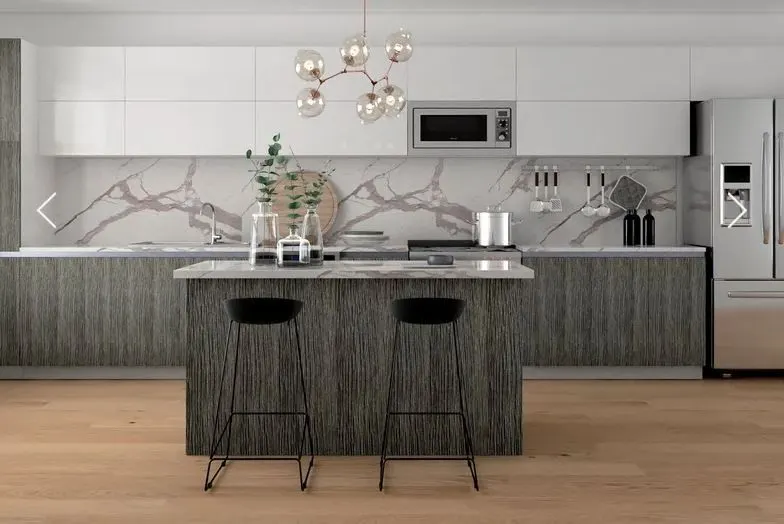 Kitchen with marble island
